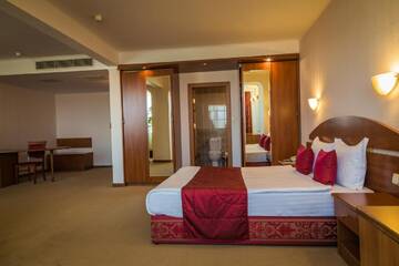 Фото Отель Hotel Sevlievo Plaza г. Севлиево 3